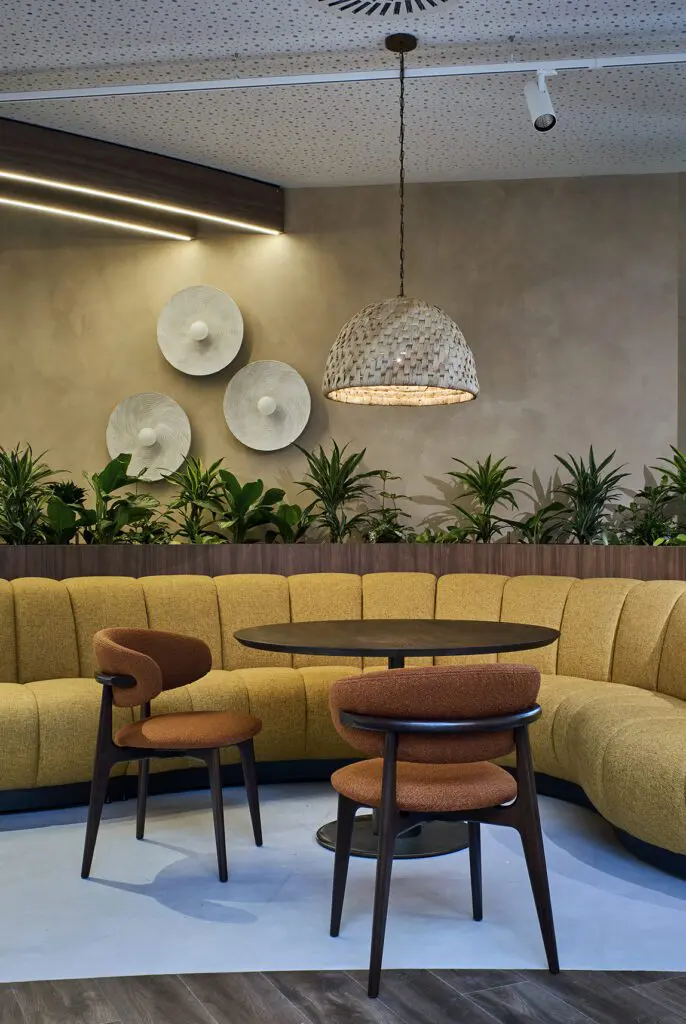 Roofspot Restaurant L&T
